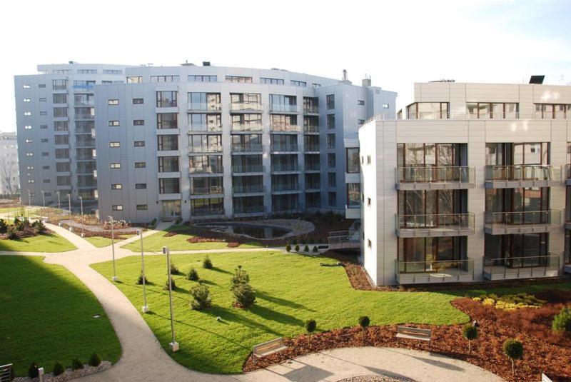 Two Rooms Apartment Triton Park Warsaw Ngoại thất bức ảnh